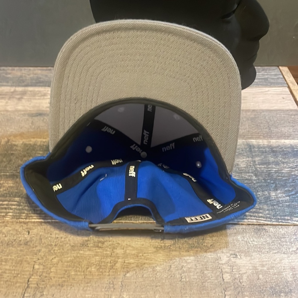 Neff SnapBack - Picture 5 of 6